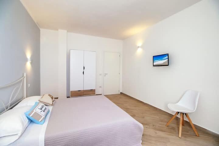 Luca'S Rooms Валледория Экстерьер фото