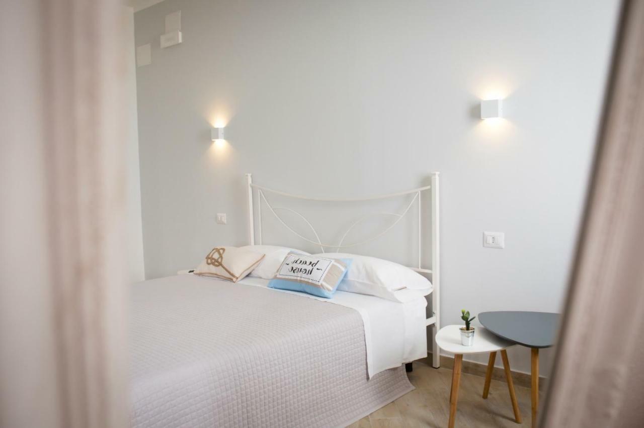 Luca'S Rooms Валледория Экстерьер фото